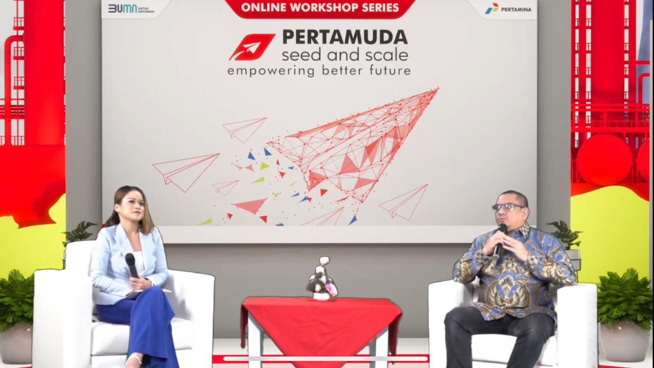 Rifky Rachman Yusuf, VP Stakeholder Relations & Management PT Pertamina (Persero) menutup rangkaian kegiatan Online Workshop Series Pertamuda Seed & Scale 2022,