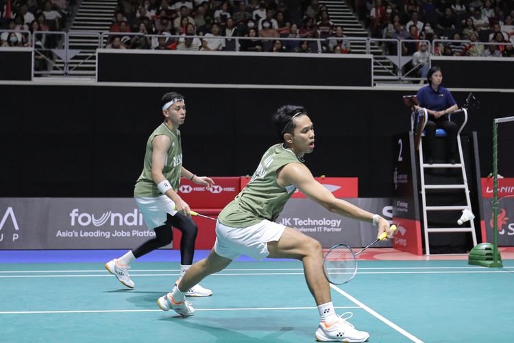 Fajar Alfian/Muhammad Rian Ardianto saat melawan Liang Wei Keng/Wang Chang (China) pada perempat final Singapore Open 2024 di Singapore Indoor Stadium, Jumat (31/5/2024) (PBSI)