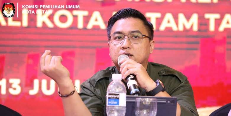 Ketua Divisi Perencanaan, Data dan Informasi KPU Kota Batam Adri Wislawawan. (Foto: RRI)