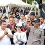 Keceriaan Amsakar-Li Claudia bersama Buruh Batam di MayDay 2026