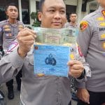 Ketua DPRD Kepri Ditilang Polisi Usai Viral Naik Harley Tanpa Helm di Batam