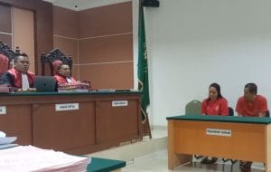 Tidak Terima Dicecar Pertanyaan Usai Sidang, Terdakwa Kasus Penggelapan Mobil di Batam Diduga Rusak Handphone Wartawati