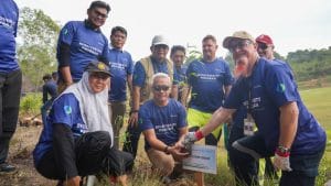 BP Batam Gandeng PT McDermott Tanam 400 Bambu Betung di Waduk Nongsa